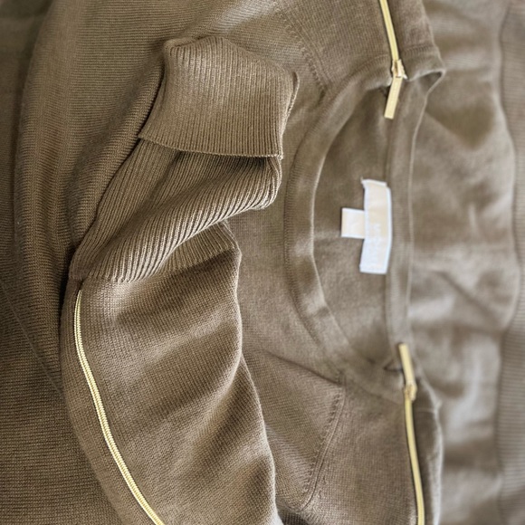 Michael Kors sweater dress. Gently used sz L - Picture 6 of 9